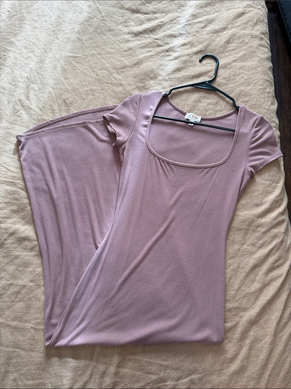 Women’s Scoop Neck Short Sleeve Top - Dusty Mauve
